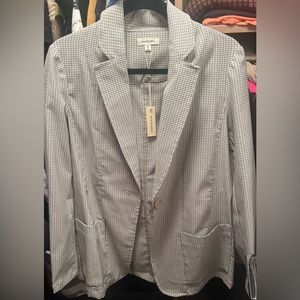 Max Studio Women’s blazer ✨